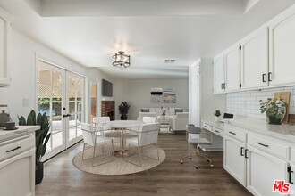 7701 Comanche Ave in Los Angeles, CA - Building Photo - Building Photo