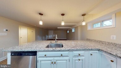 1210 N Kenilworth St in Arlington, VA - Building Photo - Building Photo