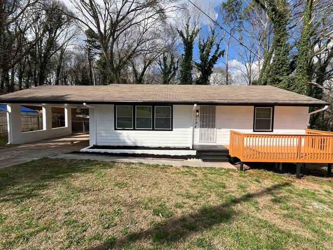 property at 1734 Cahoon St SW