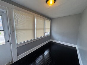 3632-3634 Birchwood Ave in Indianapolis, IN - Building Photo - Building Photo