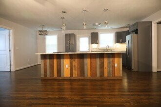 4705 Clarke St in Lynchburg, VA - Building Photo - Building Photo