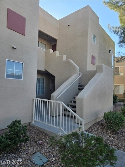 1909 Mountain Hills Ct, Unit 205 in Las Vegas, NV - Building Photo