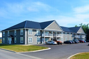 5 Cuffman St in Fredericton, NB - Building Photo