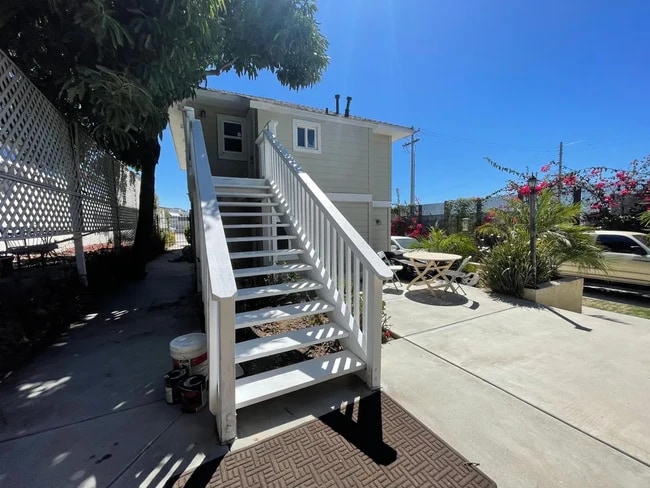 1242 W Olive St, Unit A in San Diego, CA - Building Photo - Building Photo