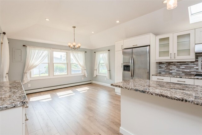 2594 Riverside Ave in Seaford, NY - Building Photo - Building Photo