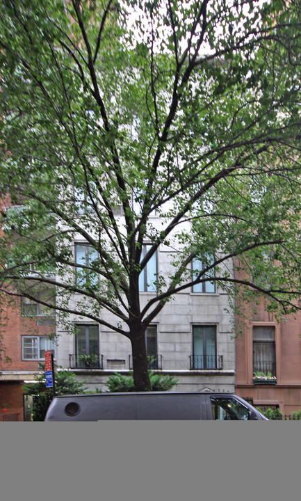 Landmark in New York, NY - Building Photo