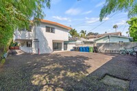 1025 Pleasantview Ave, Unit C in Venice, CA - Foto de edificio - Building Photo