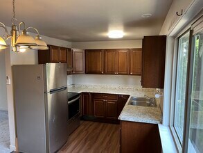 3018 NE 137th St in Seattle, WA - Building Photo - Building Photo