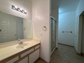 317 Phyllis Dr in Bullhead City, AZ - Building Photo - Building Photo