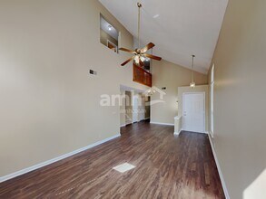 2011 Lassiter Dr in Goodlettsville, TN - Building Photo - Building Photo