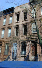 6 W 130th St in New York, NY - Building Photo - Building Photo