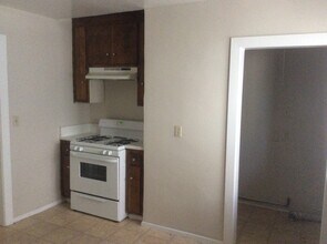 1601-1615 4th St in Bakersfield, CA - Building Photo - Building Photo