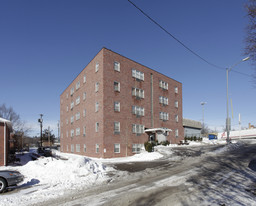 Western Hills Plaza Apartments