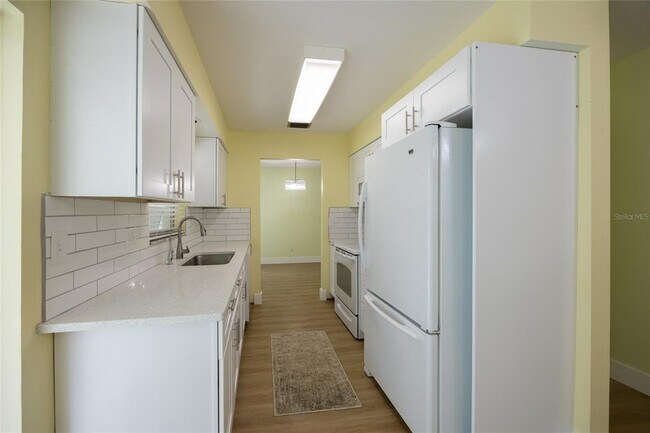 119 Stafford Dr in Palm Harbor, FL - Building Photo - Building Photo