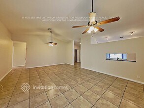 7670 NW 88th Ln in Tamarac, FL - Building Photo - Building Photo