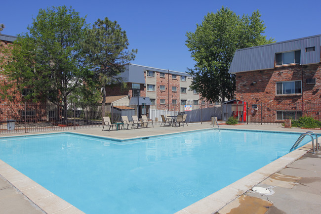 Cherry Plaza Apartments