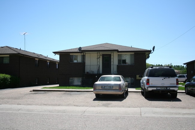 2924 State Farm Rd in Evans, CO - Building Photo - Building Photo