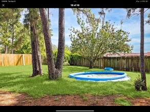 25023 Birnam Wood Blvd in Spring, TX - Foto de edificio - Building Photo