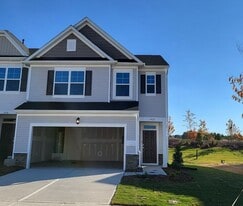 151 Tumbling Rock Way in Garner, NC - Building Photo
