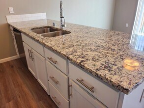 6905 Delaney Ln NE in Lacey, WA - Building Photo - Building Photo