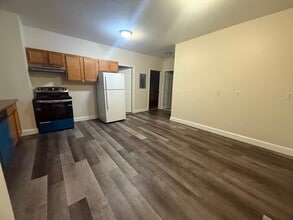 15 Oakes Ave in Southbridge, MA - Building Photo - Building Photo