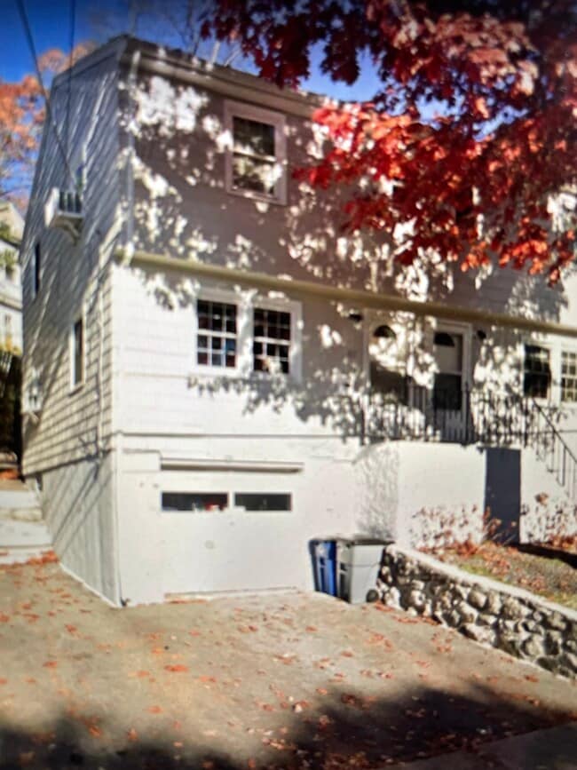 34 Park Avenue Ext, Unit 34