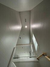 34 Falcon St, Unit 2 in Boston, MA - Building Photo - Building Photo