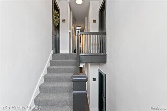 259 W Nine Mile Rd in Ferndale, MI - Building Photo - Building Photo