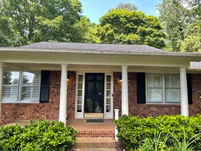 624 Foxwood Dr SE in Concord, NC - Building Photo - Building Photo