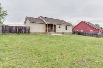 202 Shaub Rd in Portland, TN - Building Photo - Building Photo