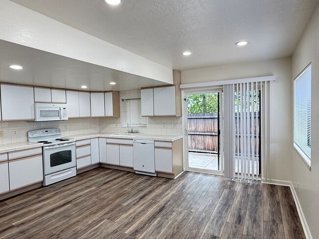 506 E Taylor St in Reno, NV - Building Photo - Building Photo