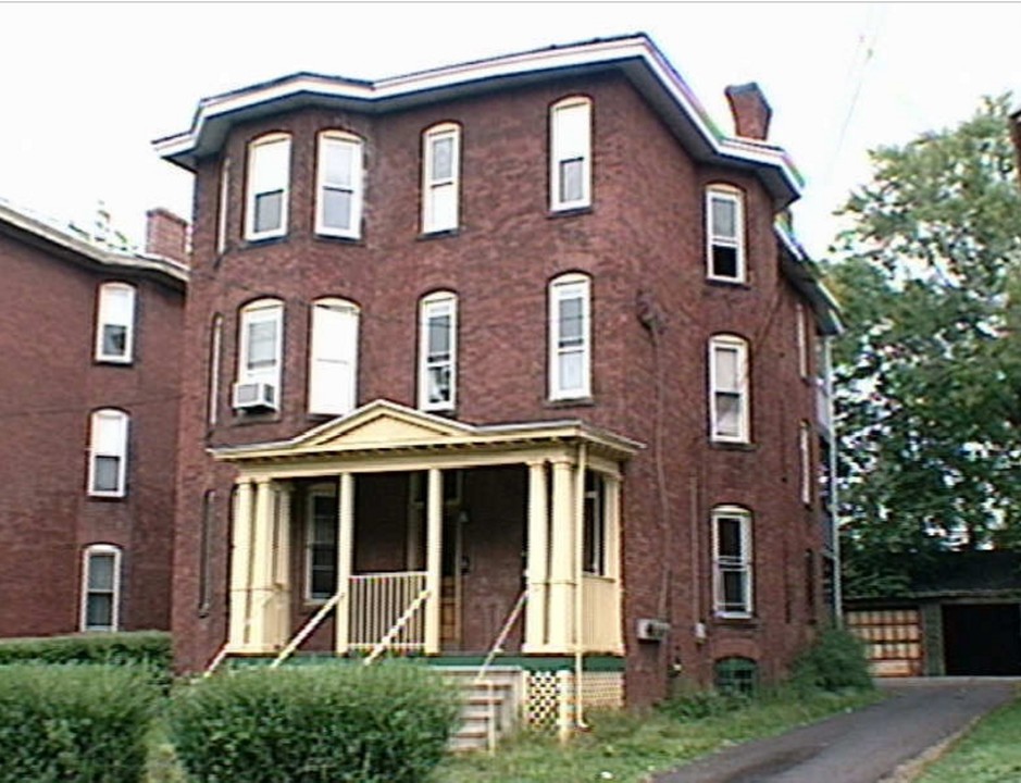 112 Hungerford St in Hartford, CT - Building Photo