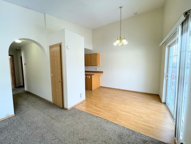 property at 2731 Lee St