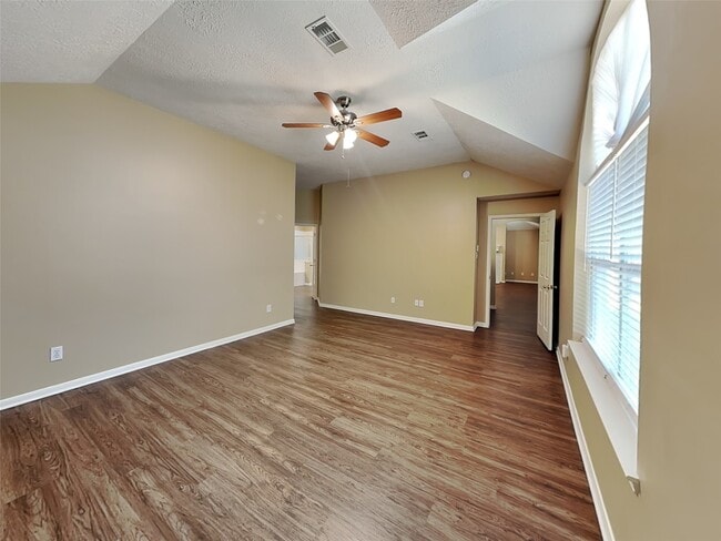 property at 1907 W Welsford Dr