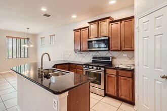 21722 Andrews Garden in San Antonio, TX - Building Photo - Building Photo