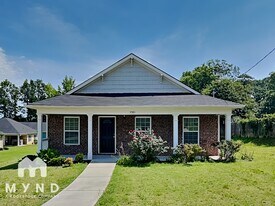 5581 Ricky Ln in Mableton, GA - Building Photo