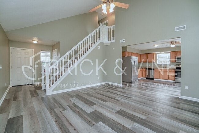 6209 Nasby Dr in Galloway, OH - Building Photo - Building Photo