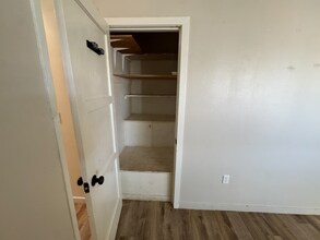 430 Douglass Ave in Richland, WA - Building Photo - Building Photo
