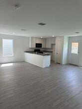 2940 Jet Wls Rd in Dallas, TX - Foto de edificio - Building Photo