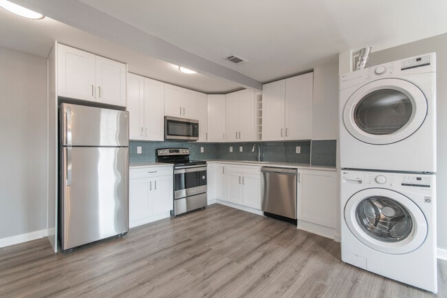 515 W Girard Ave, Unit 3