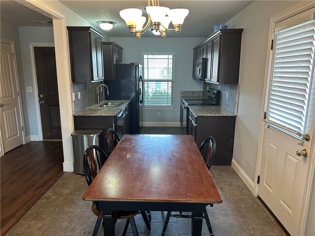 3903 S W Capstone Ave in Bentonville, AR - Building Photo - Building Photo