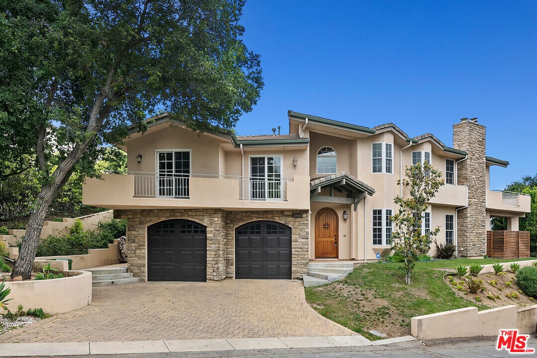 23550 Valley View Rd in Calabasas, CA - Building Photo