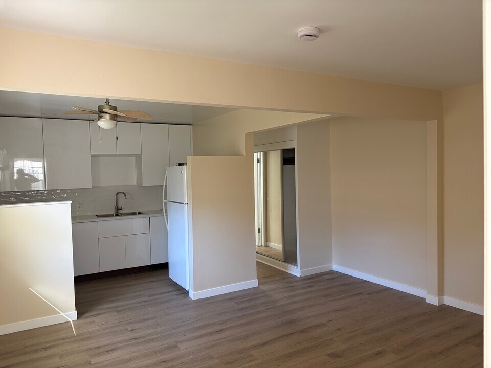 919 17th St in Santa Monica, CA - Building Photo