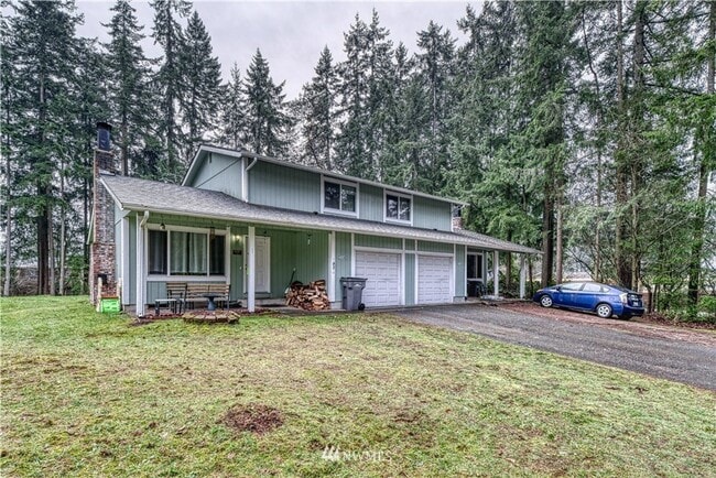 3216 SE Goldmaur Ct in Port Orchard, WA - Building Photo - Building Photo