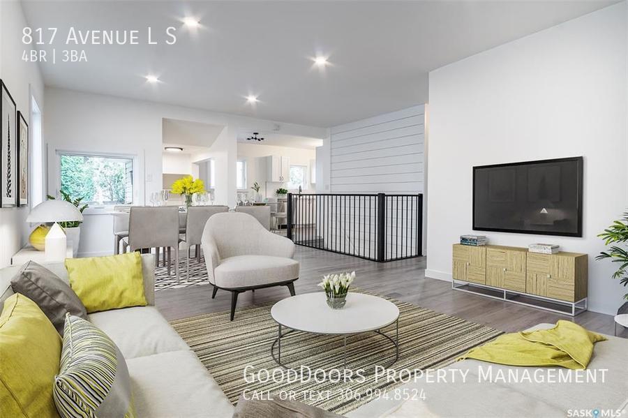 817 Avenue L S in Saskatoon, SK - Building Photo