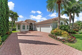 236 Carina Dr in Jupiter, FL - Building Photo - Building Photo