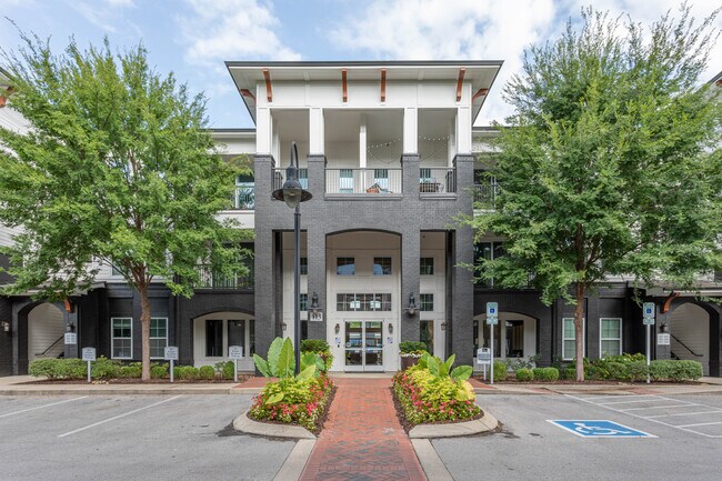 The Everly at Historic Franklin in Franklin, TN - Building Photo - Building Photo