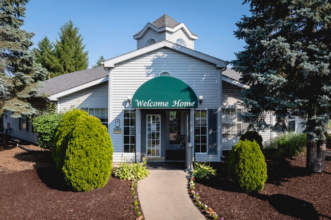 Heathergate Club Apartments in Toledo, OH - Foto de edificio - Building Photo