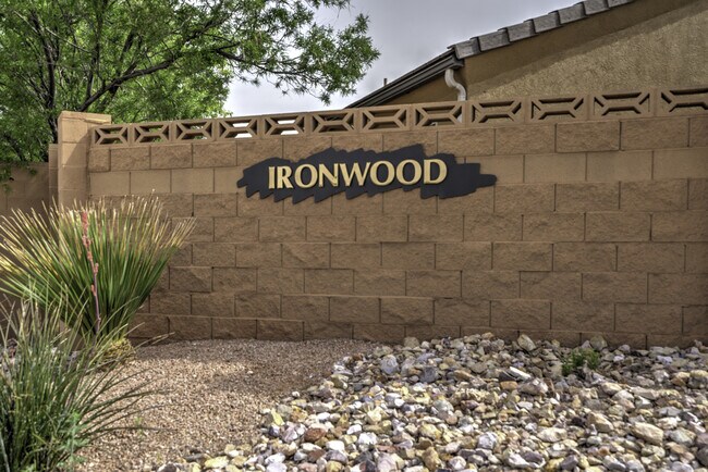 2011 W 1820 N in Saint George, UT - Building Photo - Building Photo