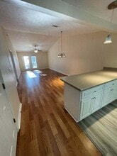 221 New Haven Ln SW in Aiken, SC - Foto de edificio - Building Photo
